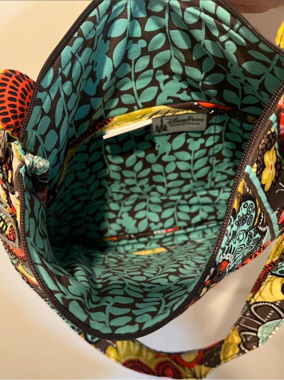 Vera Bradley Disney Parks Hidden Mickey Hipster Purse/ Crossbody Bag ha - Picture 2 of 4
